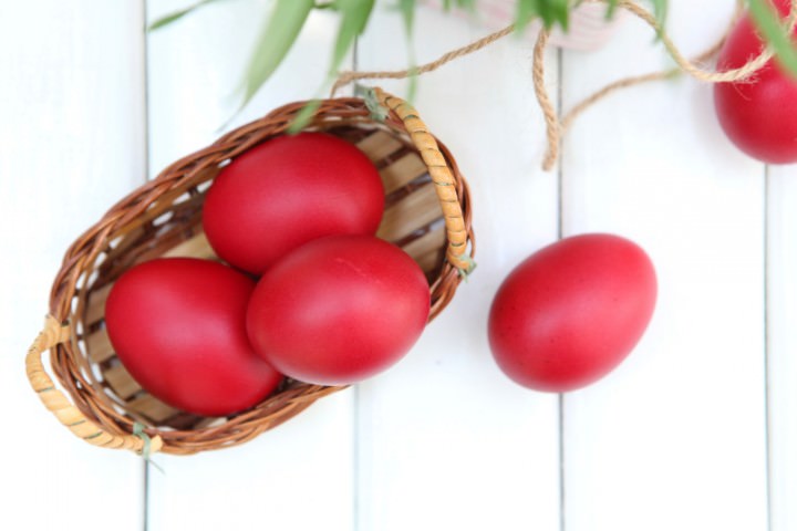 Get to Know These Greek Easter Traditions