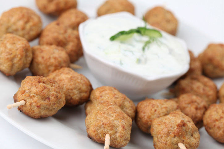 Kebab with tzatziki dip