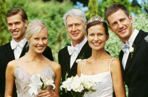 How to Choose a Wedding Party You'll Love