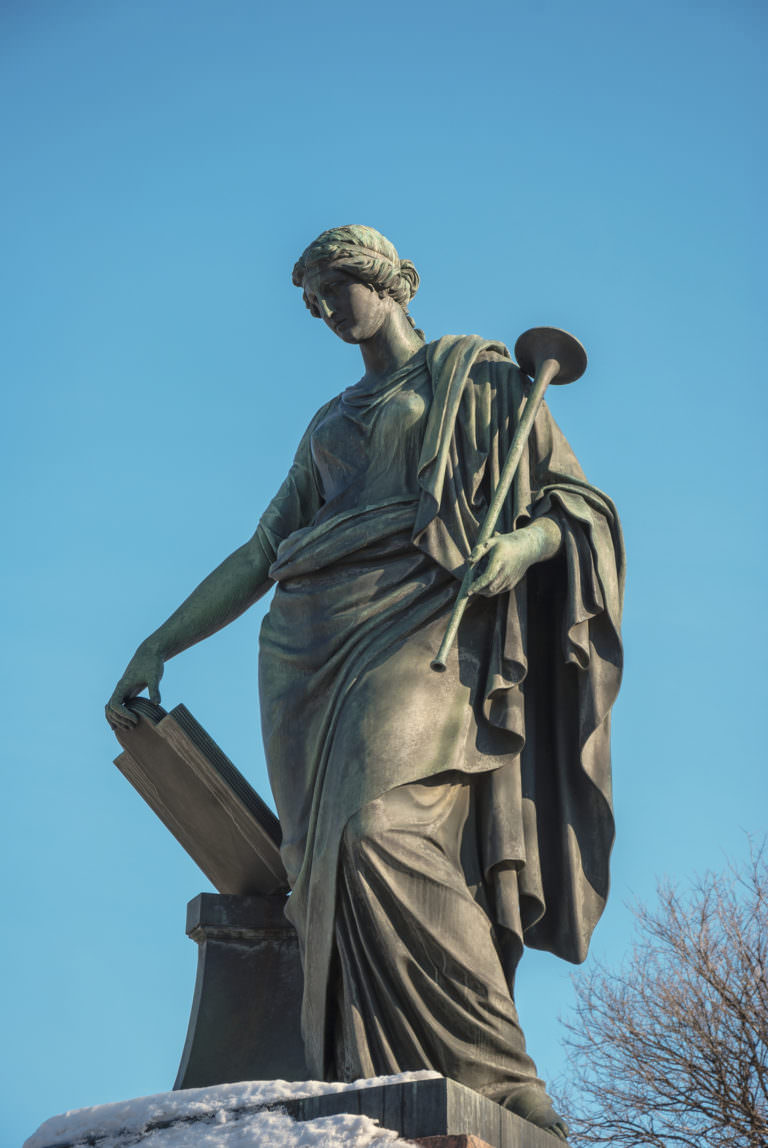 Clio Musa della Storia Reef Recovery