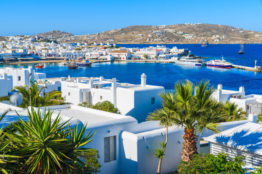 Visit The Historical Municipal Library Of Mykonos Town visit-the-historical-municipal-library-of-mykonos-town