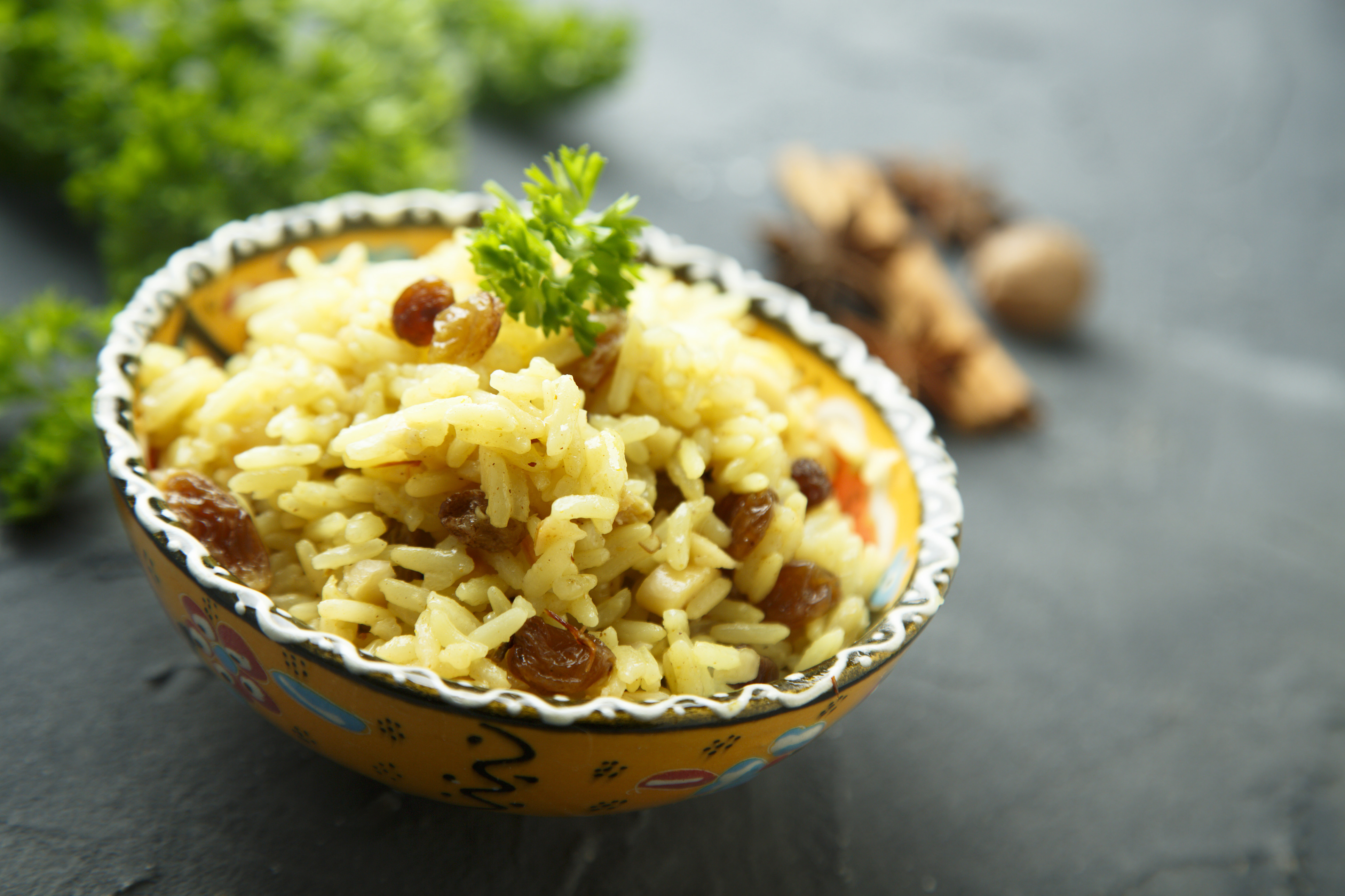 Recipe for Greek Rice with Currants and Pine Nuts