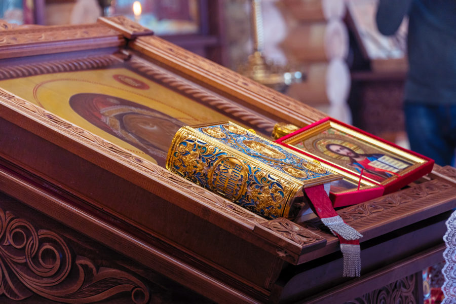 Is it Okay to Stream a Greek Orthodox Church Service Online?