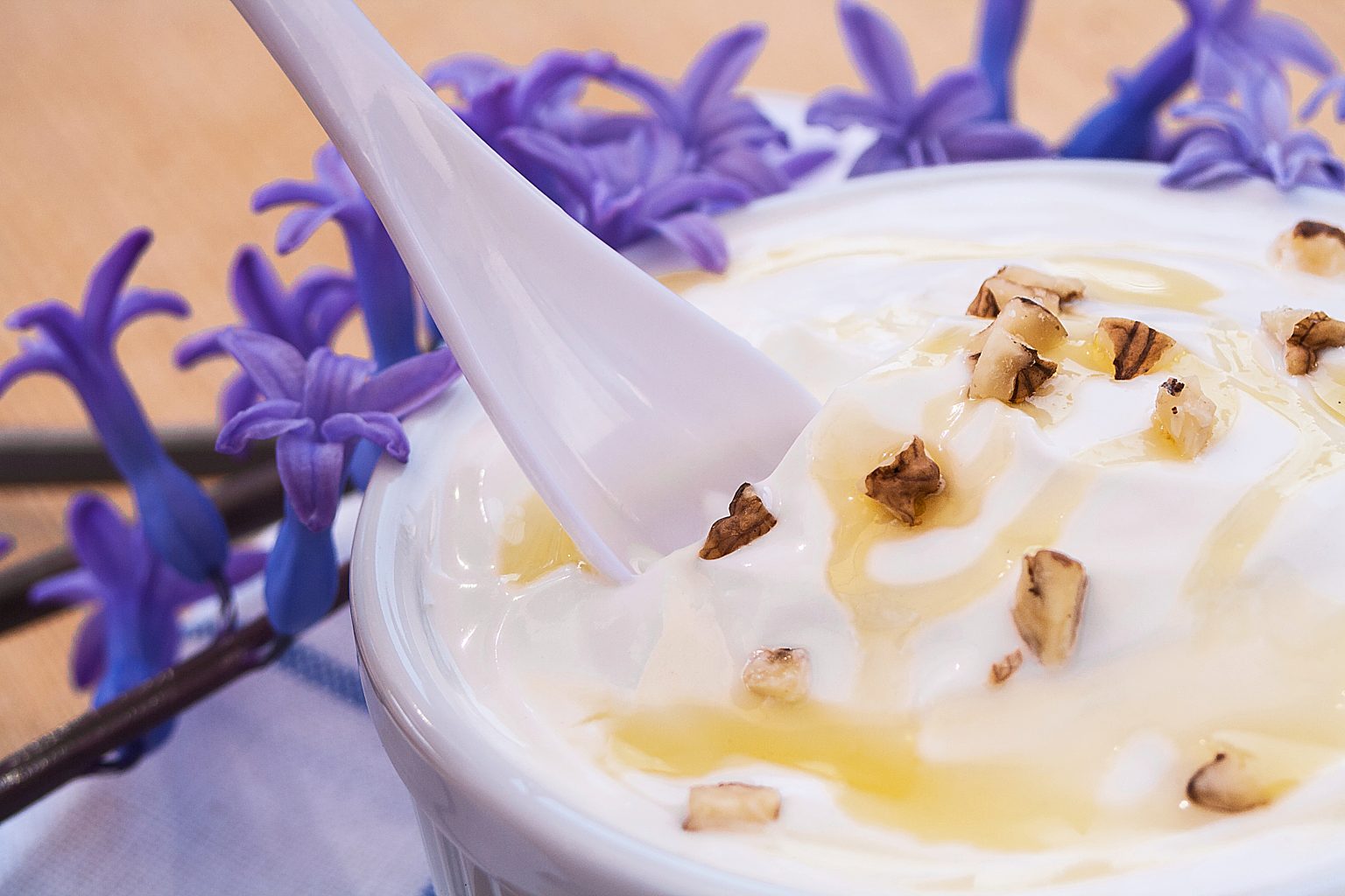 10 Minute Yogurt Parfaits with Honey and Walnuts